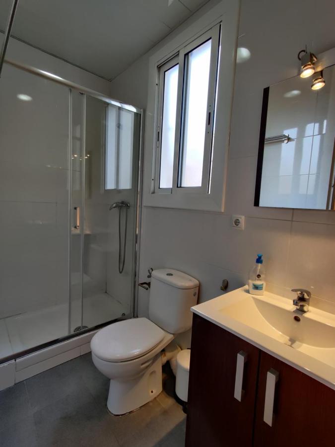 Cozy Apartment In Gracia บาร์เซโลนา ภายนอก รูปภาพ